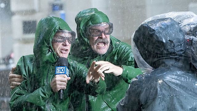 bild aus der news Diese Midlife-Krise endet tödlich: "Stranger Things"- & "Carry-On"-Stars im Trailer zu "DTF St. Louis" auf HBO Max