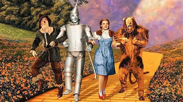 bild aus der news "Wicked: Teil 2": Darum sehen die berühmten roten Schuhe im Fantasy-Blockbuster so anders aus