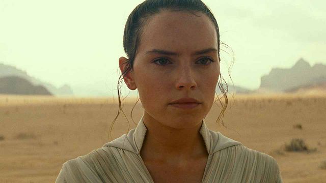 bild aus der news Von den "Natürlich blond"- und "Miss Undercover-Machern: In "The Last Report" verliebten sich zwei "Star Wars"-Stars ineinander!