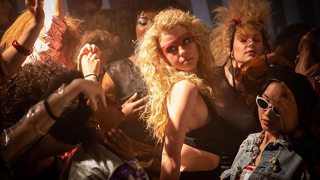 bild aus der news Satanistische Morde, alte VHS-Kassetten und die Ästhetik der 80er-Jahre: "MaXXXine"-Regisseur Ti West im FILMSTARTS-Interview