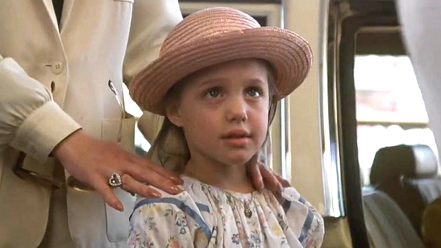 bild aus der news Vor 44 Jahren machte sie ihre ersten Schritte vor der Kamera, heute ist sie einer der größten Hollywood-Stars: Habt ihr dieses kleine Mädchen erkannt?