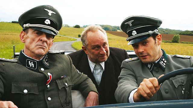 bild aus der news "Ach, Herr Offizier. Ich bin übrigens Jude!": Deutscher Trailer zur Tragikomödie "Nur ein kleines bisschen Glück"
