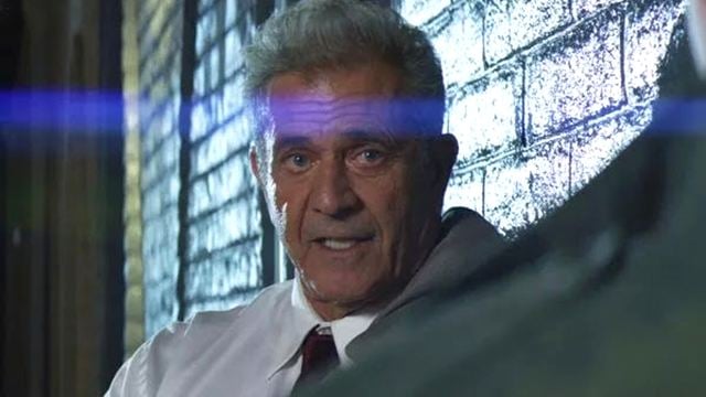 Mel Gibson macht Jagd auf Cops, die ihren Tod vortäuschen wollen: Trailer zum Action-Thriller "Confidential Informant"