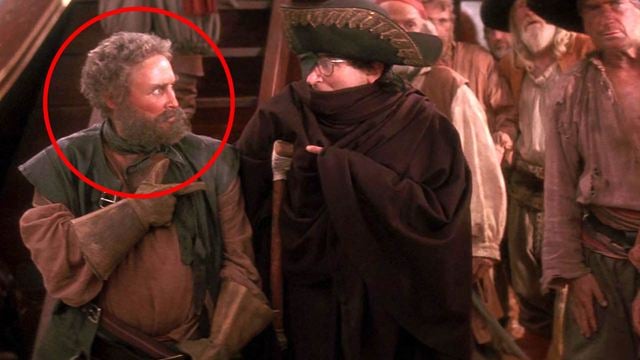 Er ist nur für 47 Sekunden im Bild zu sehen: Kaum jemand hat diesen Superstar in "Hook" erkannt!