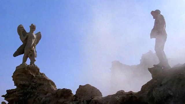 bild aus der news Einer der besten Horrorfilme aller Zeiten wird neu aufgelegt: Jetzt erweitert ein "Matrix"-Star die prominente Besetzung