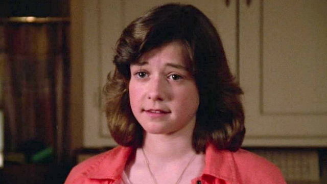 bild aus der news Vor 38 Jahren machte sie ihre ersten Schritte vor der Kamera, heute ist sie eine der größten Serienikonen: Habt ihr sie erkannt?