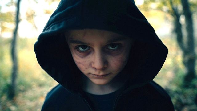 Dieser Junge will dein Blut trinken: Deutscher Horror-Trailer zu "Blood" mit "Mission: Impossible"- & "Scream"-Stars