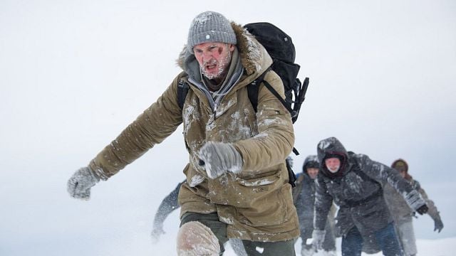 bild aus der news Must-See für Fans von "The Grey" und "The Revenant"? "Twilight"-Star kämpft im ewigen Eis ums nackte Überleben
