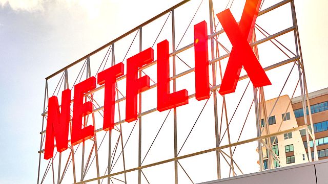 bild aus der news "Vollkommen an den Haaren herbeigezogen": Deutscher Megastar rechnet mit Netflix ab!