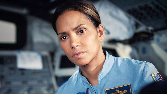 bild aus der news "Es ist besser, ihn nicht zu veröffentlichen": Dieser Sci-Fi-Film mit Halle Berry wurde zwar gedreht – doch ihr werdet ihn niemals zu Gesicht bekommen!