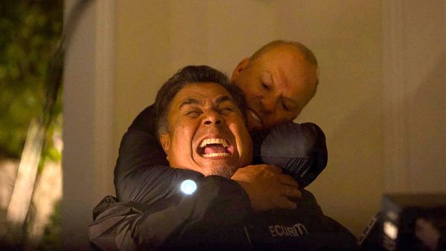 bild aus der news Jetzt streamen: In diesem Thriller räumt ein Batman-Star auf wie Liam Neeson!