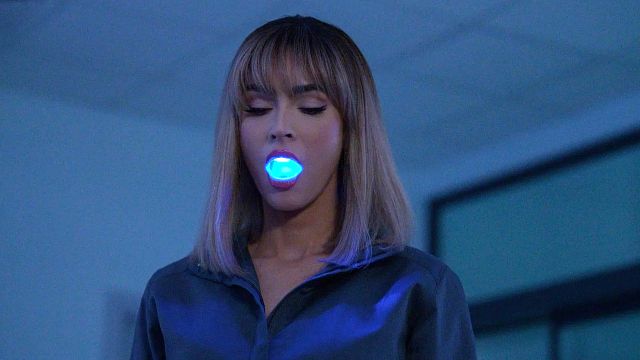 bild aus der news Megan Fox verführt als Killer-Cyborg einen Familienvater: Der erste erster Trailer zum Sci-Fi-Thriller "Subservience" ist da!