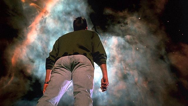 Diese 90er-Jahre-Sci-Fi-Thriller mit "Two And A Half Men"-Star hatte keine Chance gegen "Independence Day"