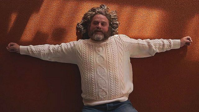 bild aus der news "Hangover"-Star Zach Galifianakis mal ganz anders: Trailer zu "The Audacity" vom "Succession"- & "Better Call Saul"-Macher