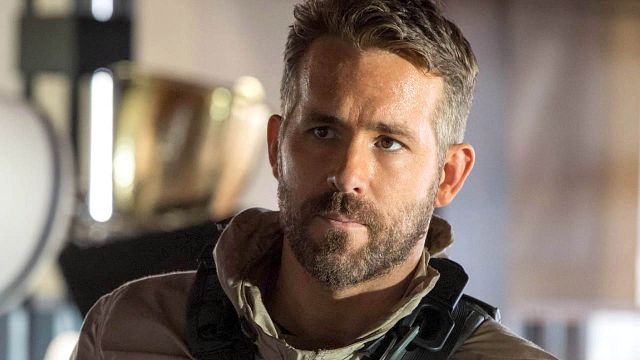 bild aus der news Stoppt diesen Netflix-Actionhit mit Ryan Reynolds bei 14 Minuten und 42 Sekunden – und ihr seht den "Deadpool"-Star an 2 Orten gleichzeitig!