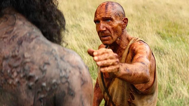 bild aus der news "Niemand ist Satan, wir sind es selbst": Die "28 Years Later 2"-Stars Ralph Fiennes & Chi Lewis-Parry über die dunkle Seite der Menschheit