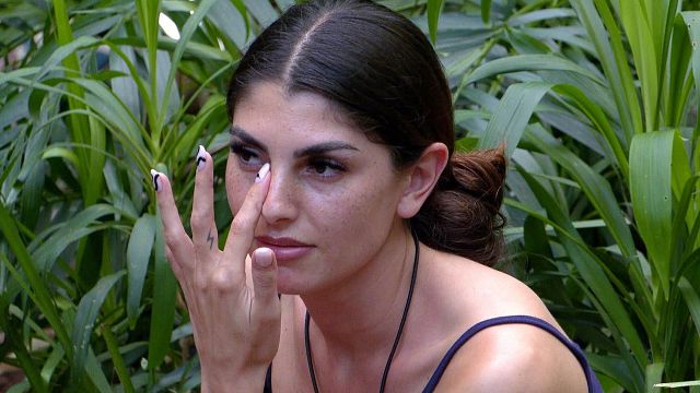 bild aus der news Yeliz schießt im Dschungelcamp gegen Ex Jimi Blue Ochsenknecht: "Papa muss er sich erarbeiten"