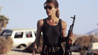 Linda Hamilton: "Terminator 2"-Star ist "Chucks" Mutter