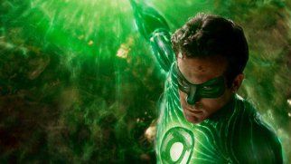 bild aus der news US-Charts: "Green Lantern" dominiert, "Mr. Poppers Pinguine" auf der Drei