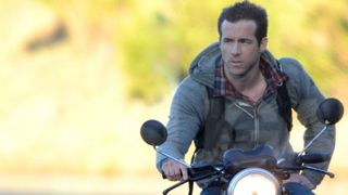 bild aus der news Erster deutscher Trailer zu "Safe House" mit Denzel Washington und Ryan Reynolds