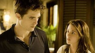 bild aus der news Deutsche Charts: "Breaking Dawn" verteidigt die Spitze, "In Time" und "Happy Feet 2" springen aufs Podium