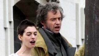 "The Dark Knight Rises"-Star Anne Hathaway singt im ersten Teaser zu "Les Misérables"