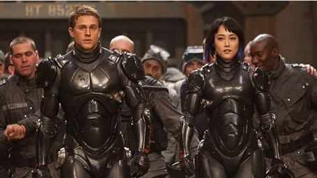 bild aus der news "Pacific Rim": Guillermo del Toro spricht über den ersten Trailer, die Fortsetzung und die 3D-Konvertierung