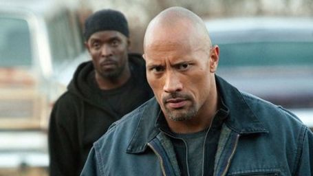 bild aus der news Erster Trailer zu "Snitch": Familienvater Dwayne Johnson guckt betroffen und schießt scharf