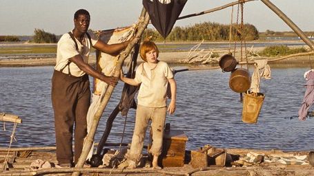 bild aus der news Exklusiver Filmclip zur Kinderbuch-Adaption "Die Abenteuer des Huck Finn"