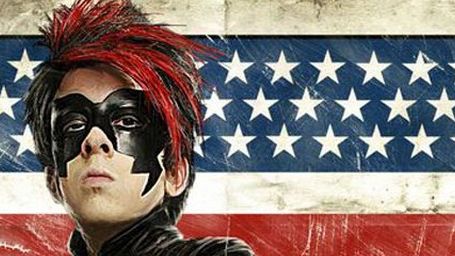 bild aus der news "Kick Ass 2"-Actionfigur zeigt "Red Mist" Christopher Mintz-Plasse in neuem Outfit als The Motherfucker