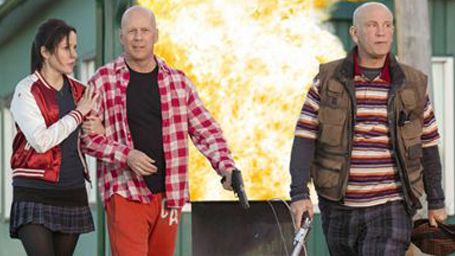 bild aus der news "Noch ÄLTER, noch HÄRTER, noch BESSER!" Exklusive Posterpremiere zu "R.E.D 2" mit Bruce Willis
