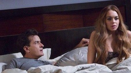 bild aus der news "Anger Management": Lindsay Lohan soll vom Set der Charlie-Sheen-Serie gestohlen haben