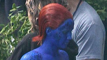 bild aus der news "X-Men: Days Of Future Past": Neue Setbilder von Jennifer Lawrence als sexy Mystique