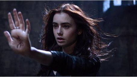bild aus der news "Chroniken der Unterwelt - City Of Bones": Neuer Trailer zur Bestseller-Adaption mit Lily Collins