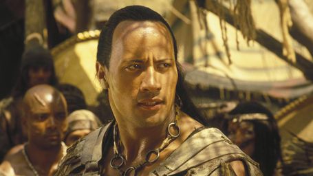 Narben und antike Waffen auf neuen "Hercules"-Bildern von Dwayne Johnson + Bösewicht gecastet