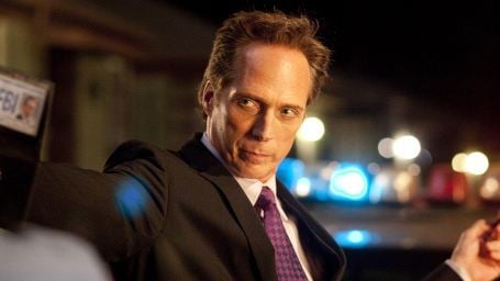 William Fichtner enthüllt Shredders neuen Namen im Reboot von "Teenage Mutant Ninja Turtles"