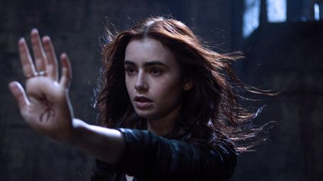 bild aus der news Neue Figuren-Poster zur Fantasy-Bestseller Verfilmung "Chroniken der Unterwelt" mit Lily Collins 