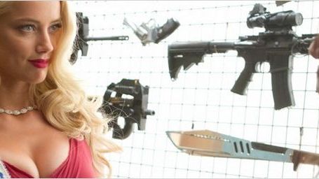 bild aus der news Charlie Sheen, Amber Heard und viele Schusswaffen auf neuen Bildern zu "Machete Kills"