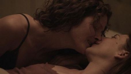 Erster temperamentvoller Trailer zum Lesben-Drama "Concussion" mit "Sons Of Anarchy"-Schönheit Maggie Siff