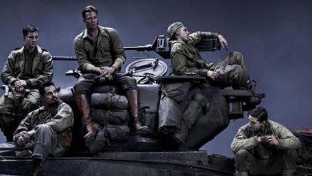 "Fury": Viele neue Fotos zu den Dreharbeiten des Zweiter-Weltkrieg-Films mit Brad Pitt