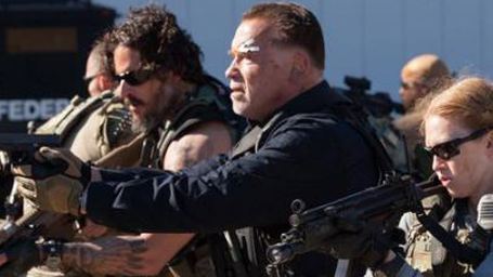 Stripperinnen und Explosionen im neuen Trailer zu "Sabotage" mit Arnold Schwarzenegger