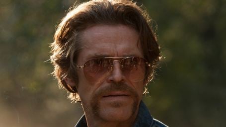 Willem Dafoe und Matt Dillon tragen fiese Bärte im ersten Trailer zum Action-Thriller "Bad Country"