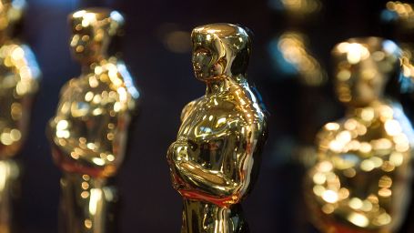 bild aus der news Oscars 2014: Christoph Waltz, Jennifer Lawrence, Brad Pitt und mehr - diese Stars überreichen die Goldjungen