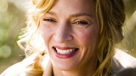 bild aus der news Uma Thurman wird in Kiffer-Komödie "American Ultra" Jagd auf Jesse Eisenberg und Kristen Stewart machen