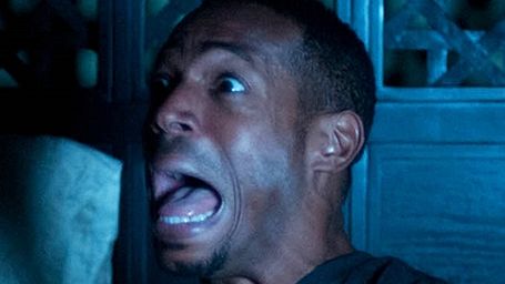 bild aus der news Neues Poster zur Horror-Parodie "Ghost Movie 2" zieht "The Conjuring" durch den Kakao
