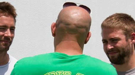 bild aus der news "Fast & Furious 7": Neues Setbild mit Vin Diesel und Paul Walkers Brüdern Caleb und Cody