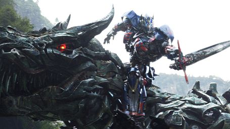 bild aus der news Optimus Prime reitet auf Dinobot im neuen deutschen Trailer zu "Transformers 4"
