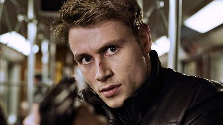 "Heiter bis Wolkig"-Star Max Riemelt und viele mehr an Bord der Sci-Fi-Serie "Sense8" der Wachowski-Geschwister