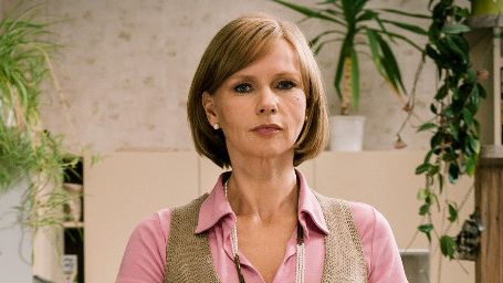 bild aus der news "Pay The Ghost": Veronica Ferres hilft Nicolas Cage bei der Suche nach seinem Sohn im Geister-Thriller von Uli Edel