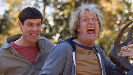 bild aus der news Jeff Daniels und Jim Carrey checken "auf 12 Uhr" heiße Mädels aus im ersten TV-Spot zu "Dumm und Dümmehr"